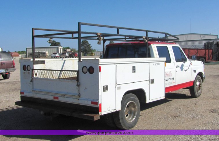 image for item 4664 1995 Ford F350 crew pickup