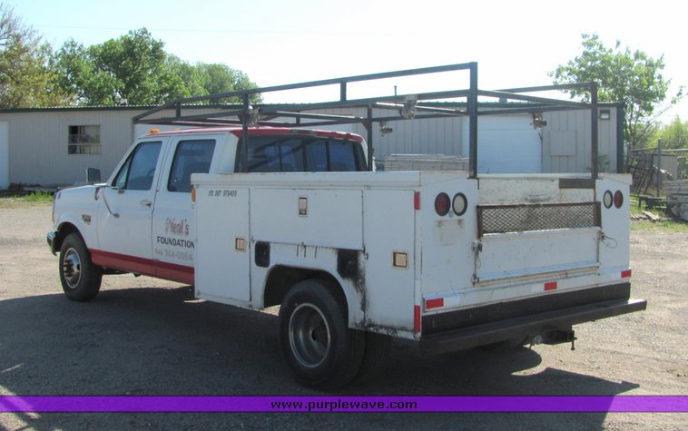 image for item 4664 1995 Ford F350 crew pickup