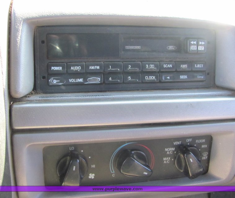 image for item 4664 1995 Ford F350 crew pickup