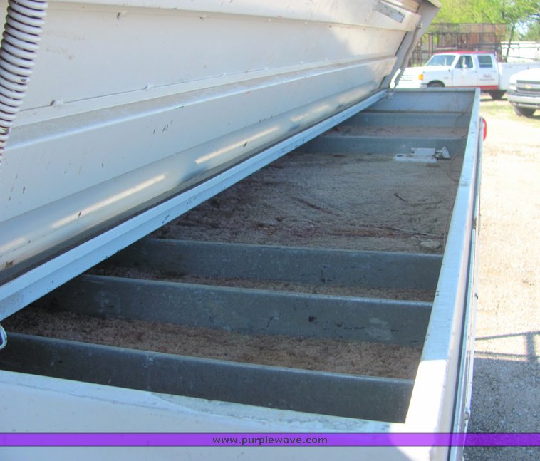 image for item 4664 1995 Ford F350 crew pickup