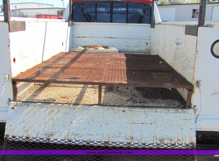 image for item 4664 1995 Ford F350 crew pickup