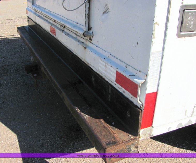 image for item 4664 1995 Ford F350 crew pickup