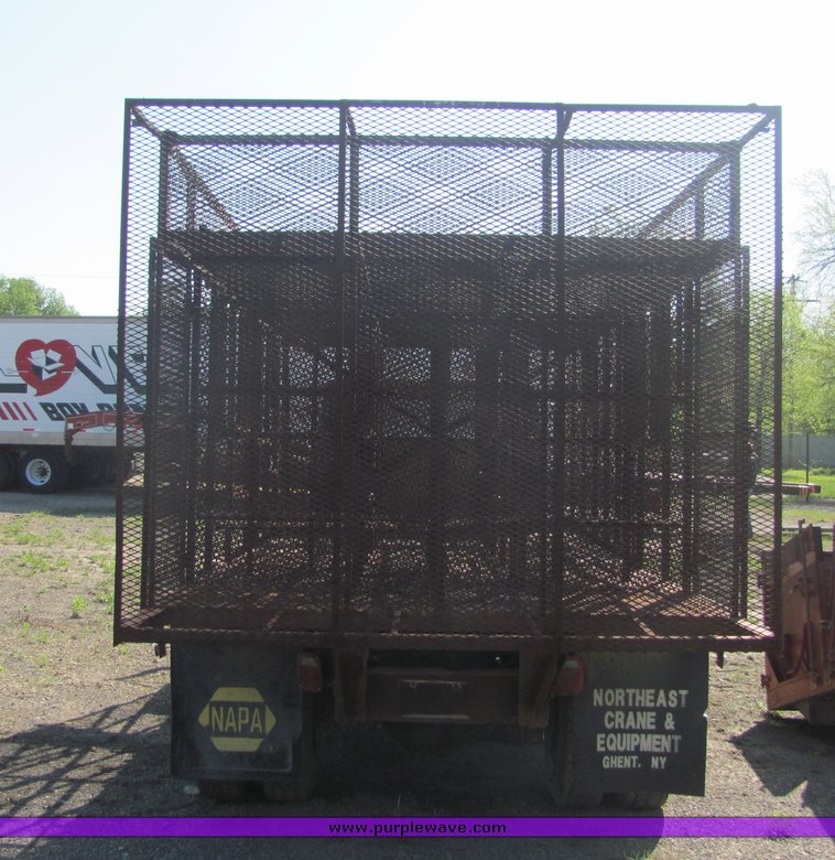 image for item 4666 1981 International S1854 truck