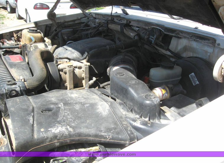 image for item 6210 1997 Ford F350 pickup