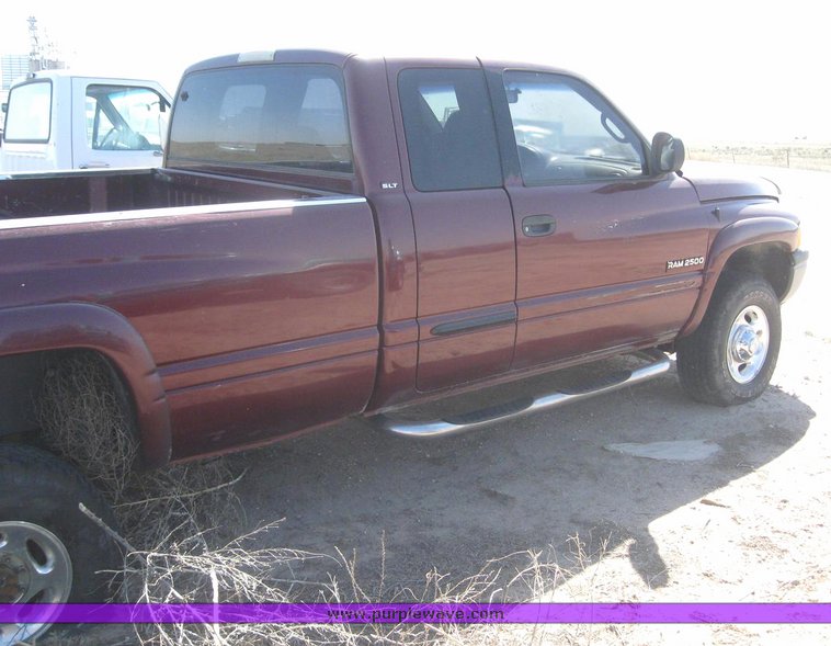 image for item 6215 2001 Dodge Ram 2500 Quad four door extended cab pickup