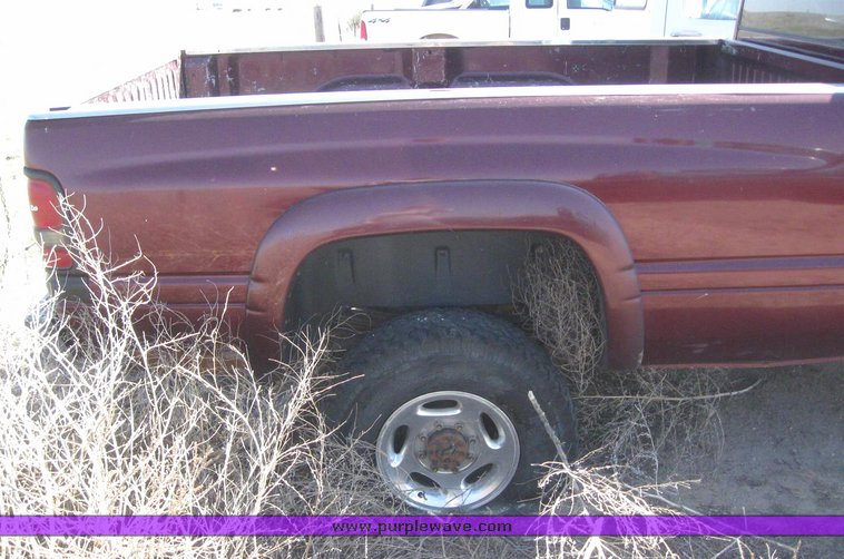 image for item 6215 2001 Dodge Ram 2500 Quad four door extended cab pickup