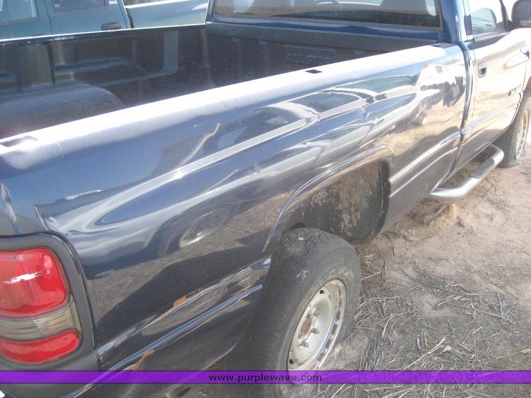 image for item 6217 2001 Dodge Ram 1500 pickup