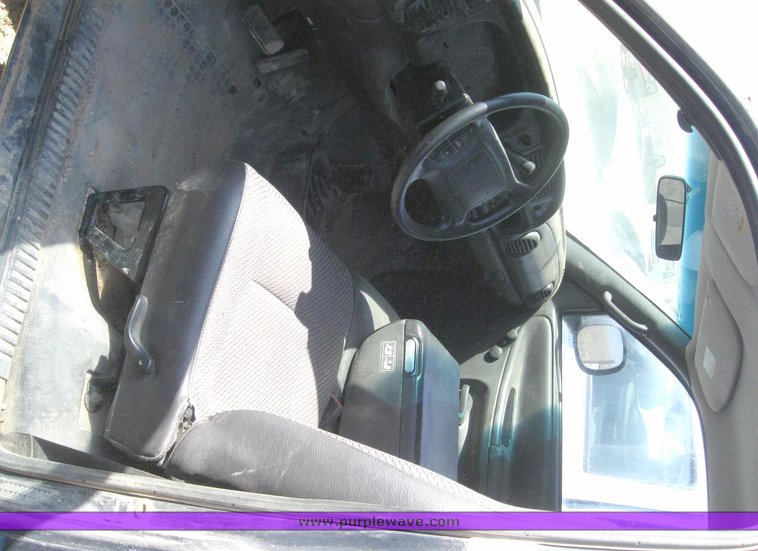 image for item 6217 2001 Dodge Ram 1500 pickup