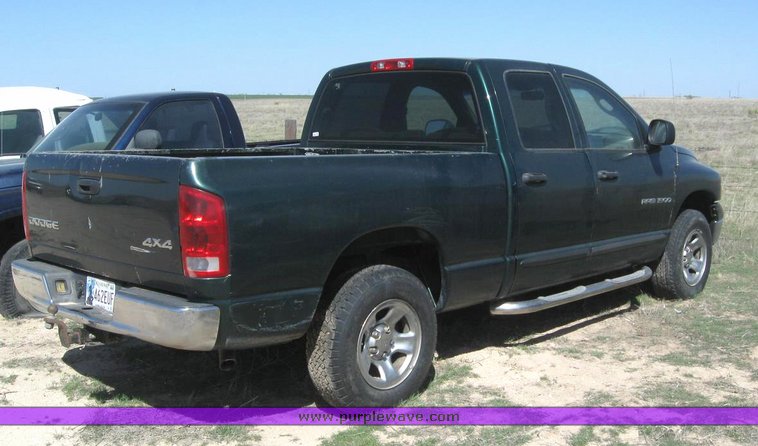 image for item 6218 2002 Dodge Ram 1500 Quad crew pickup