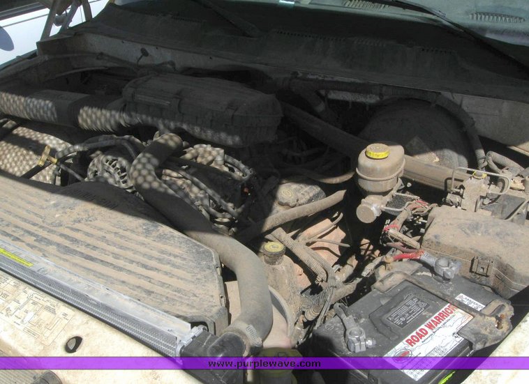 image for item 6220 2001 Dodge Ram 1500 Quad four door extended cab pickup