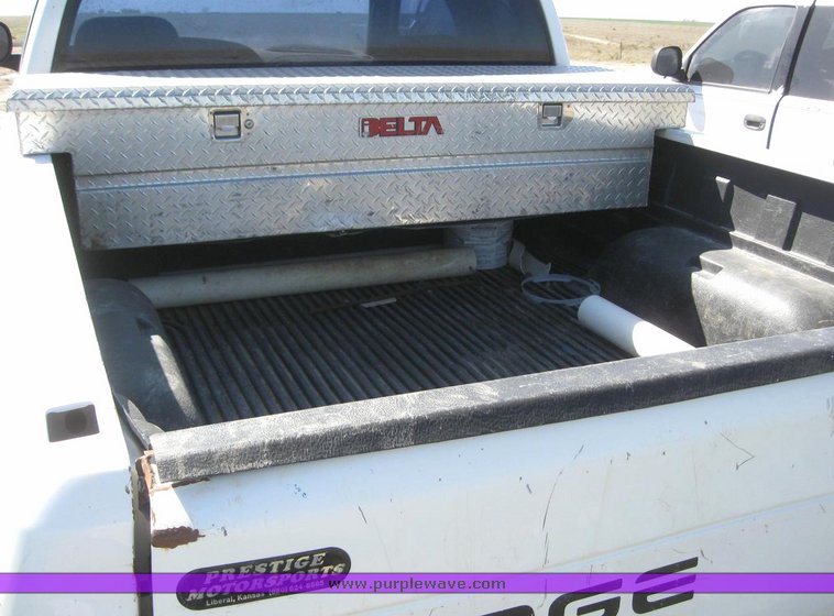 image for item 6221 2000 Dodge Ram 1500 Quad four door extended cab pickup