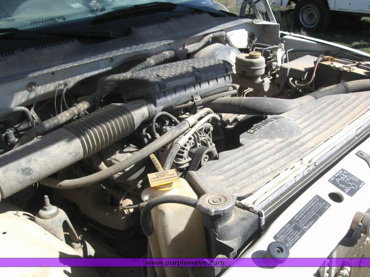 image for item 6221 2000 Dodge Ram 1500 Quad four door extended cab pickup