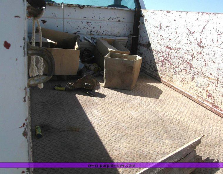 image for item 6222 1997 Chevrolet C2500 pickup