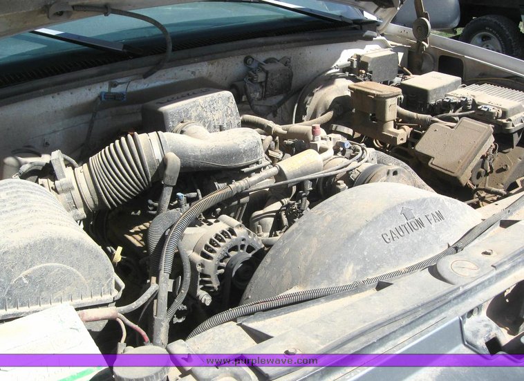 image for item 6222 1997 Chevrolet C2500 pickup