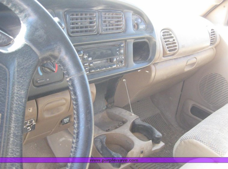 image for item 6223 2001 Dodge Ram 1500 Quad four door extended cab pickup