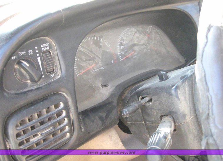 image for item 6223 2001 Dodge Ram 1500 Quad four door extended cab pickup