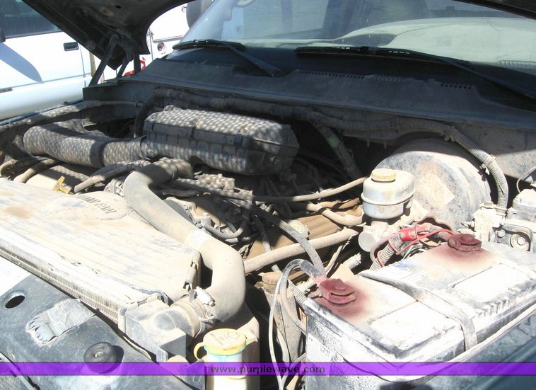 image for item 6223 2001 Dodge Ram 1500 Quad four door extended cab pickup