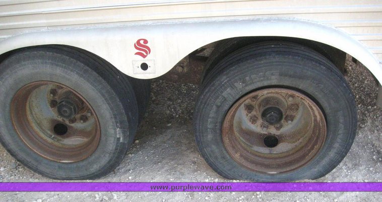 image for item 6229 1994 Sooner 50' trailer