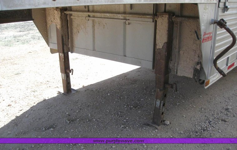 image for item 6229 1994 Sooner 50' trailer