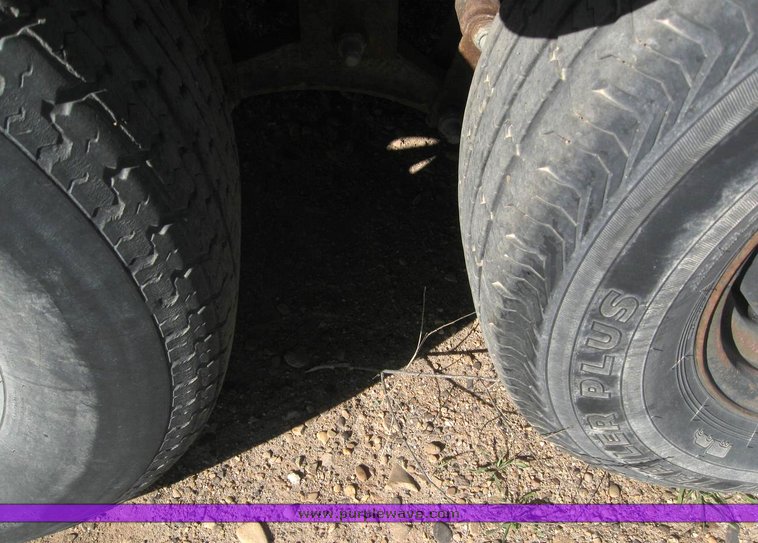 image for item 6233 1999 20' utility car trailer