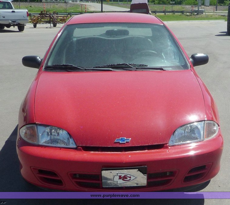 image for item 7001 2000 Chevrolet Cavalier