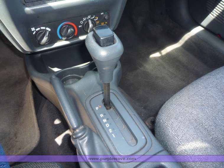 image for item 7001 2000 Chevrolet Cavalier