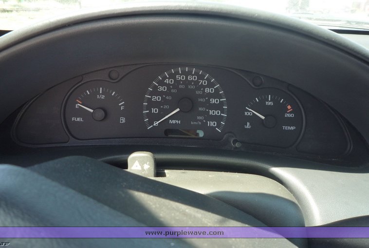 image for item 7001 2000 Chevrolet Cavalier