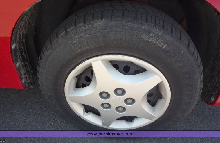 image for item 7001 2000 Chevrolet Cavalier