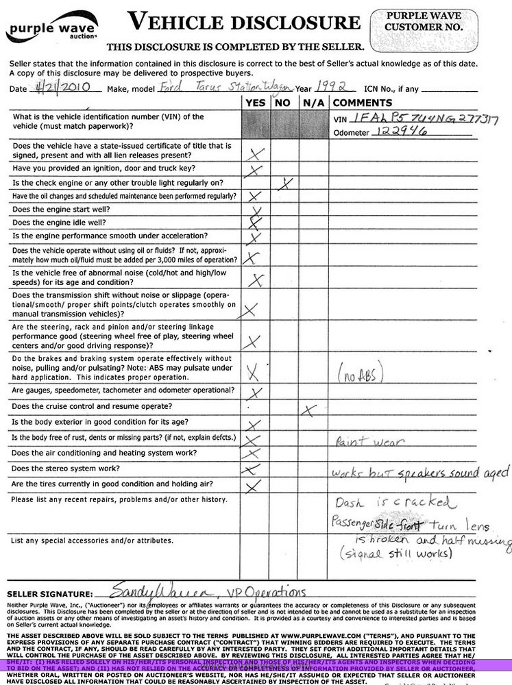 image for item 7000 1992 Ford Taurus GL station wagon