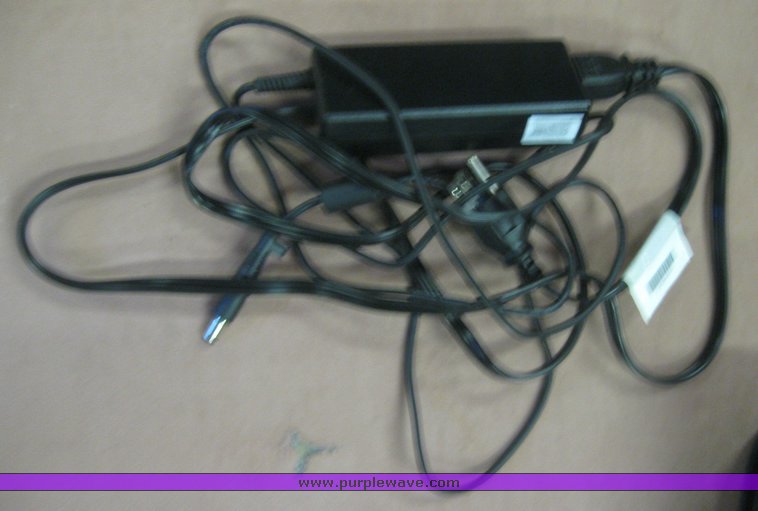 image for item 2058 (3) laptop computers