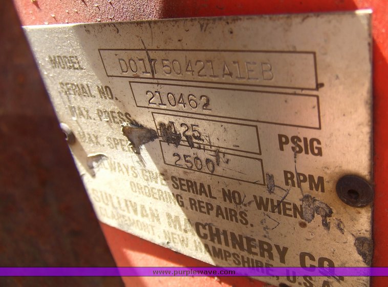 image for item 2165 1988 Sullivan D175q trailer mounted air compressor