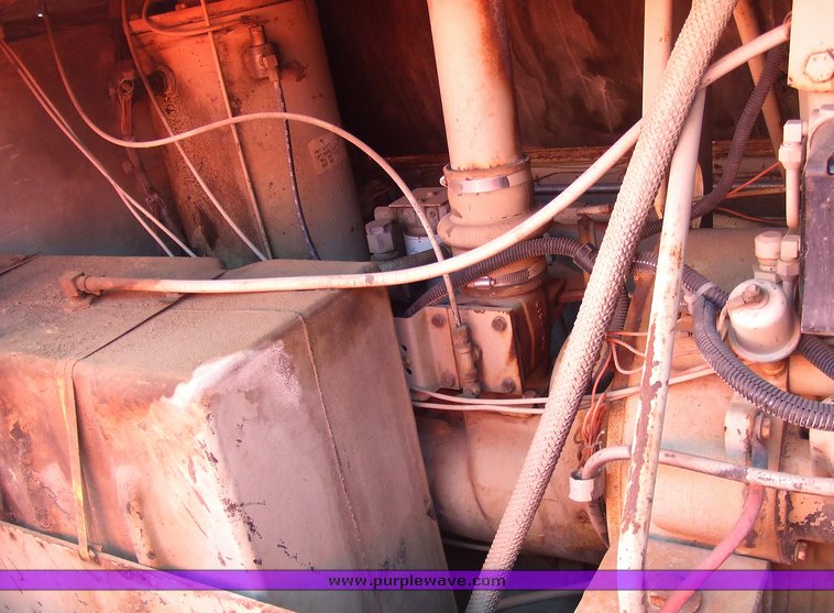 image for item 2166 1988 Sullivan D175q trailer mounted air compressor