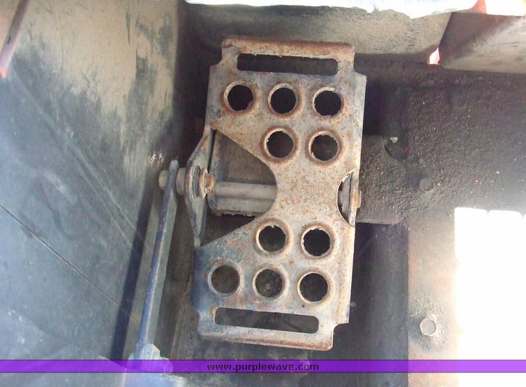 image for item 2167 1994 Bobcat 853H skid steer