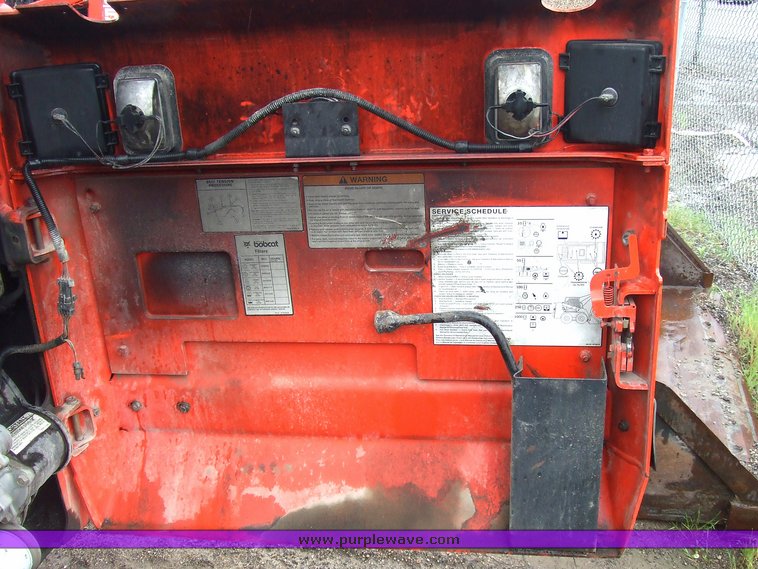 image for item 2167 1994 Bobcat 853H skid steer