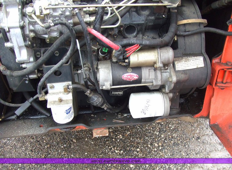 image for item 2168 1994 Bobcat 853H skid steer