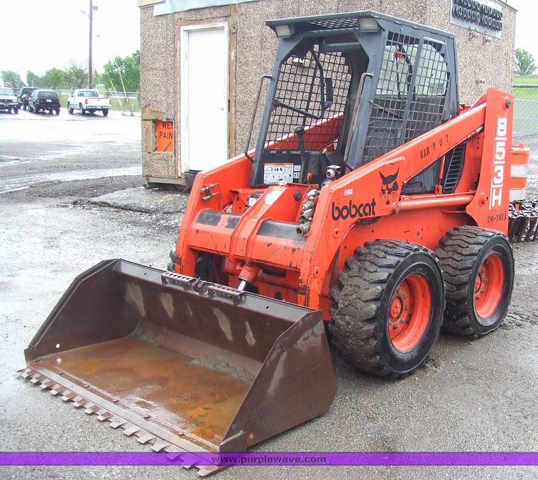 image for item 2169 1994 Bobcat 853H skid steer