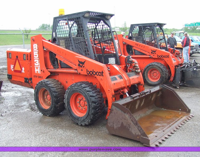 image for item 2169 1994 Bobcat 853H skid steer