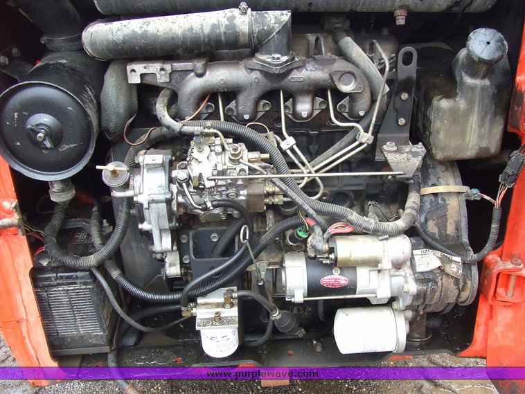 image for item 2169 1994 Bobcat 853H skid steer