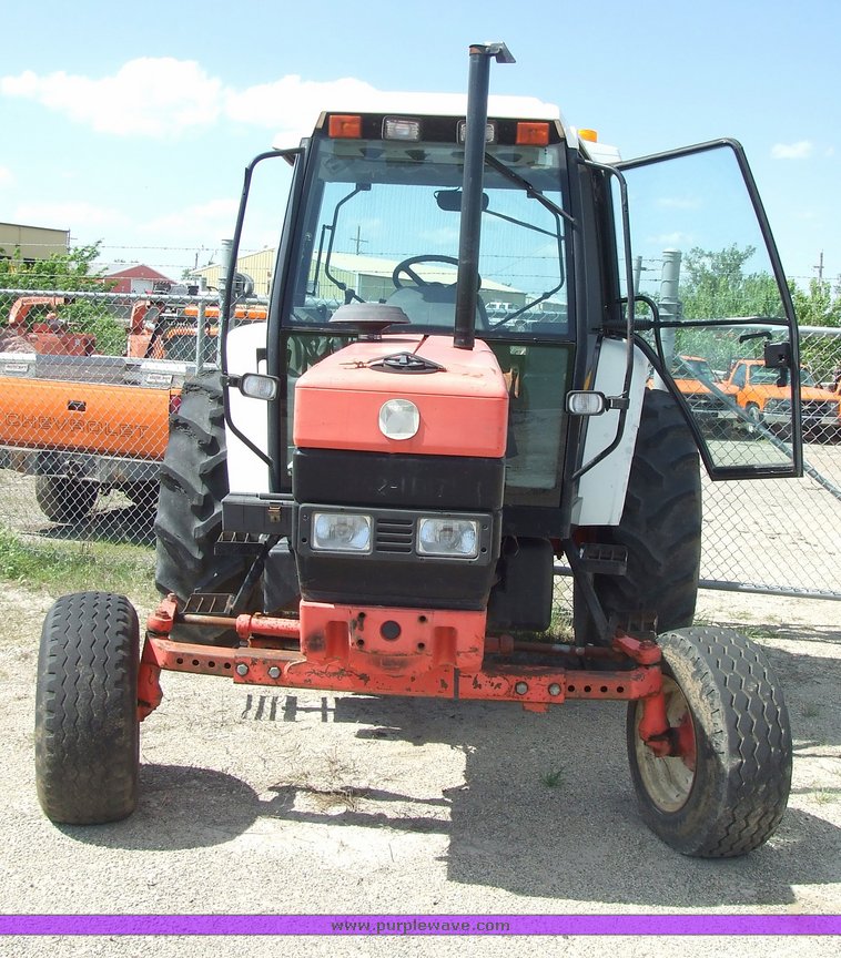 image for item 2172 1997 Ford 6640SL tractor