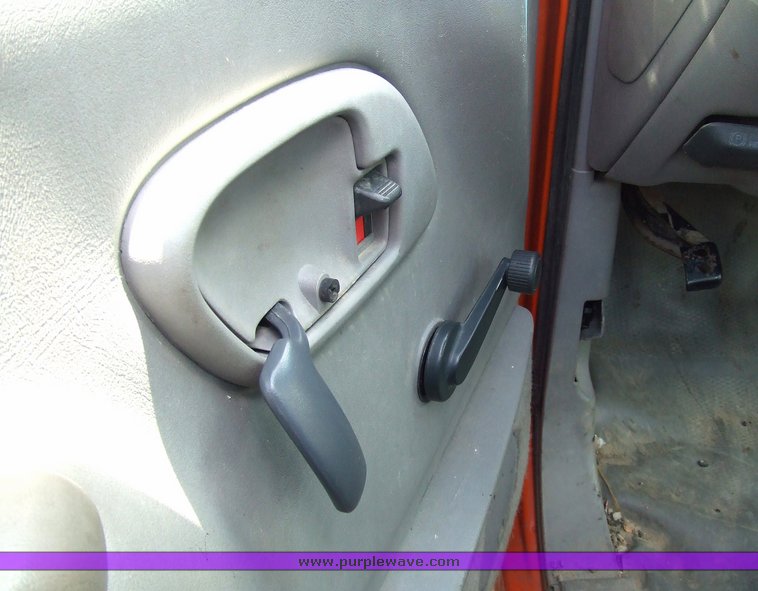 image for item 2177 1999 Chevrolet C2500 pickup