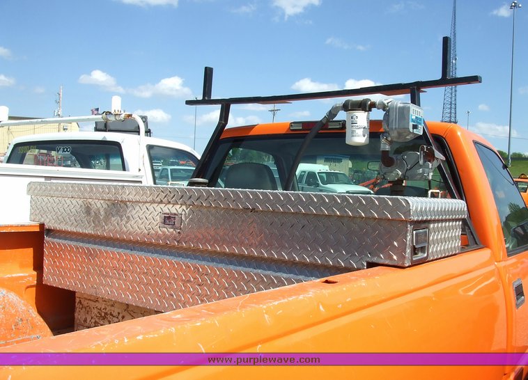 image for item 2177 1999 Chevrolet C2500 pickup