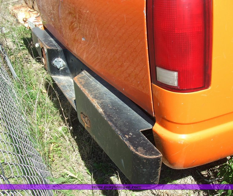 image for item 2177 1999 Chevrolet C2500 pickup