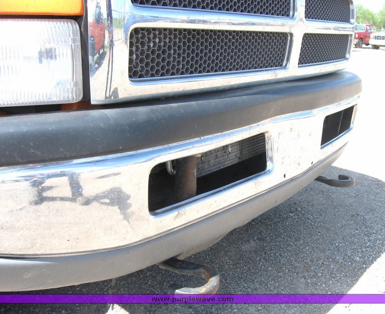 image for item 2178 2001 Dodge Ram 2500 pickup