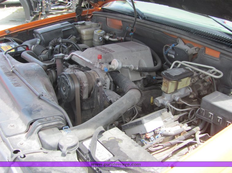 image for item 4273 1998 Chevrolet C2500 pickup