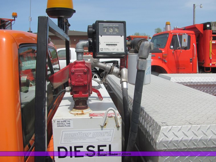 image for item 4273 1998 Chevrolet C2500 pickup