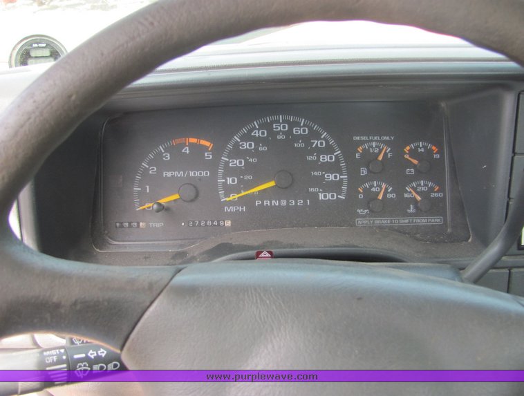 image for item 4274 1999 Chevrolet C2500 pickup