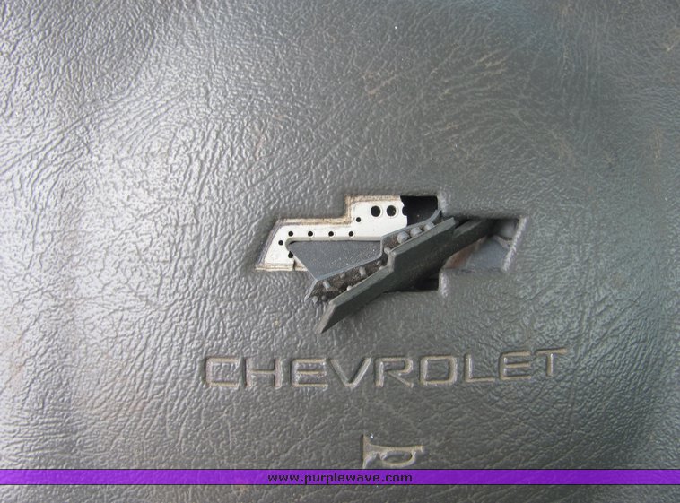 image for item 4274 1999 Chevrolet C2500 pickup