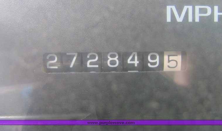 image for item 4274 1999 Chevrolet C2500 pickup