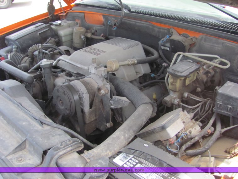 image for item 4274 1999 Chevrolet C2500 pickup