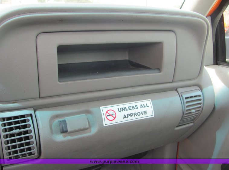 image for item 4275 1998 Chevrolet C2500 pickup